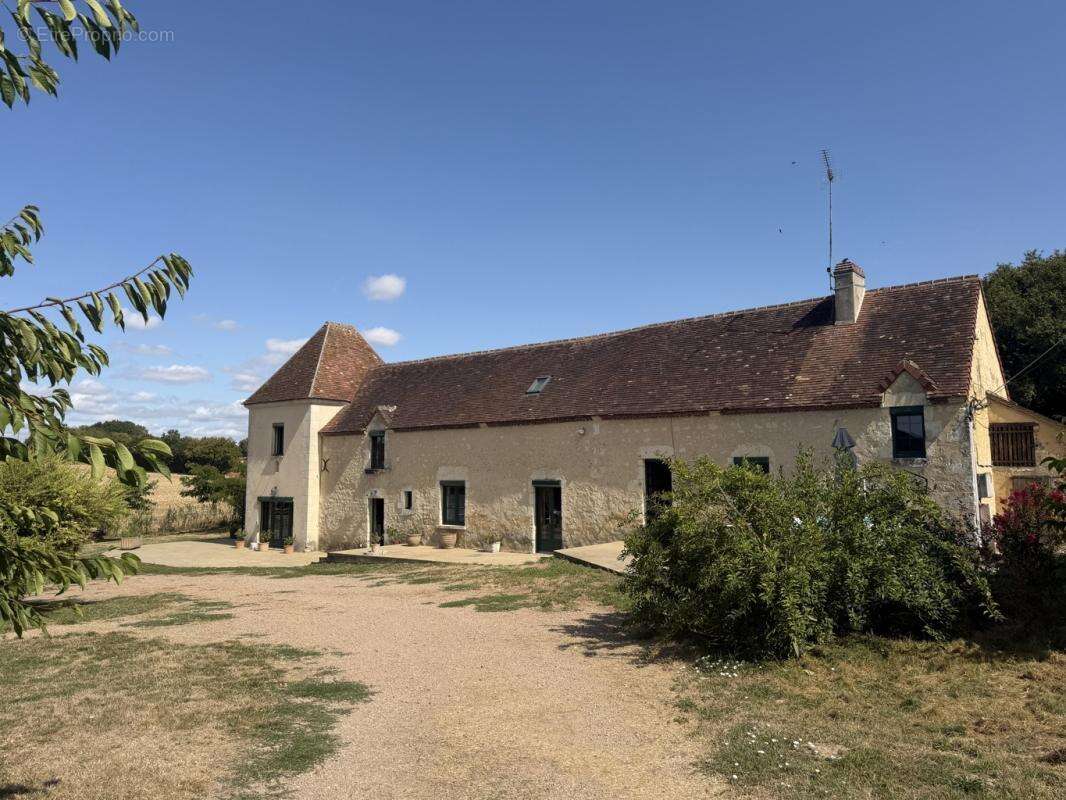 Belle propriété rénovée en bout de hameau - photo 2