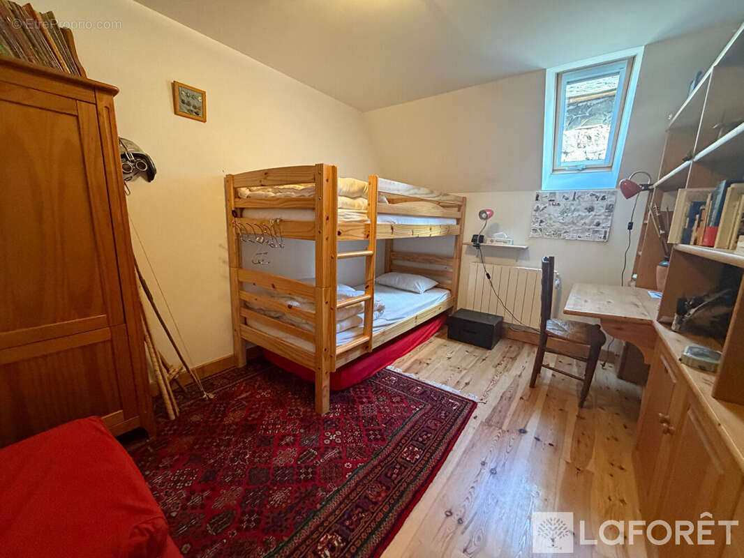 Maison à ALBEPIERRE-BREDONS