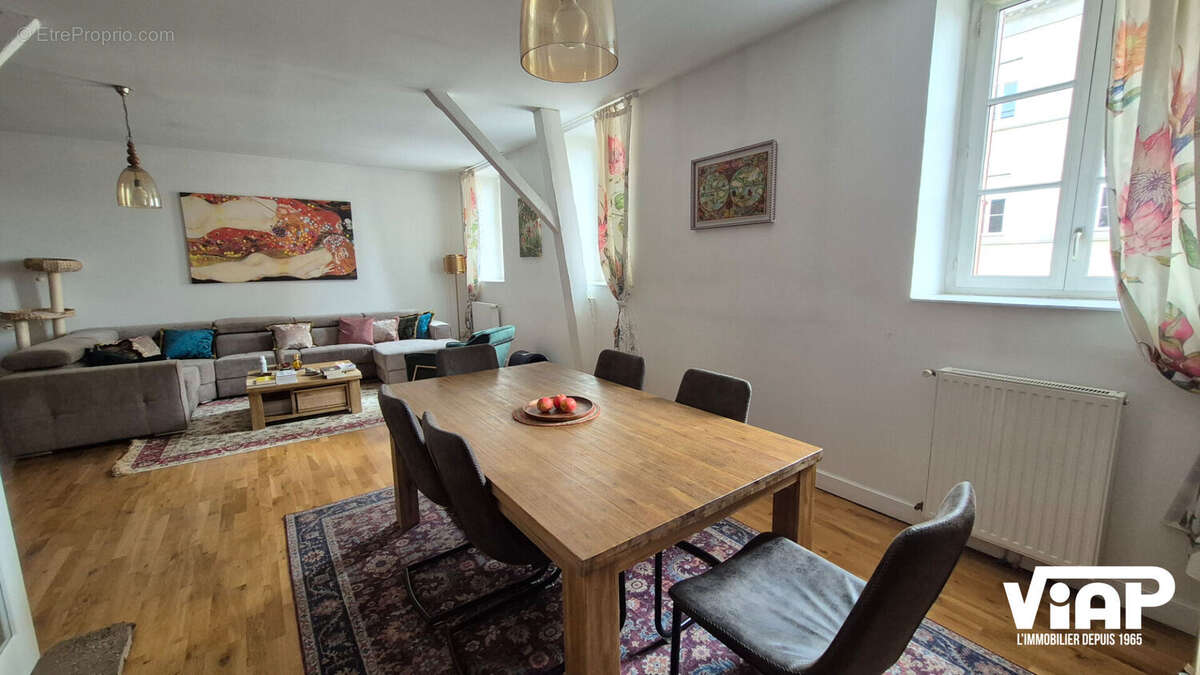 Appartement duplex en excellent état. - photo 2