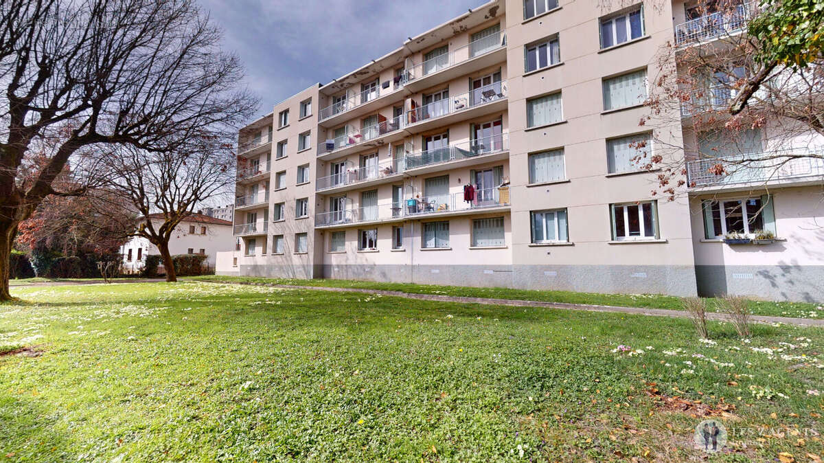 Appartement Saint Martin D Heres 4 pièce(s) 67m2 - photo 2