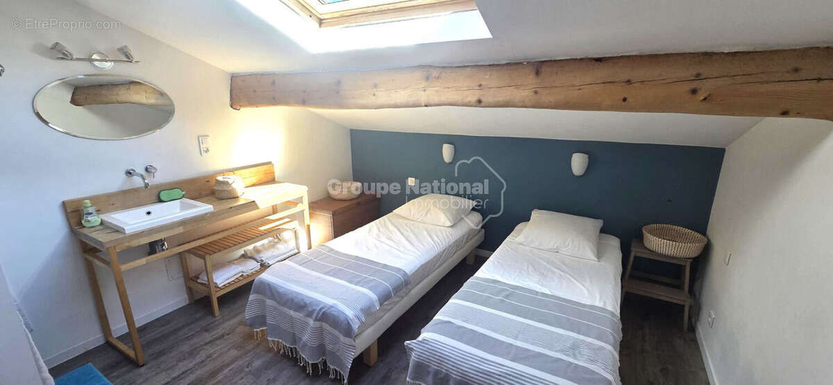COUP DE COEUR AU ROVE pour cette jolie maison de ville de type 3/4 de 110 m² avec terrasse !!! - photo 11