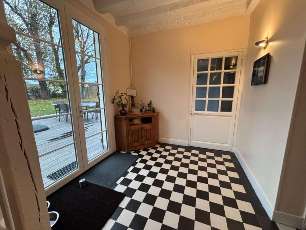 Maison à LE VAUDREUIL