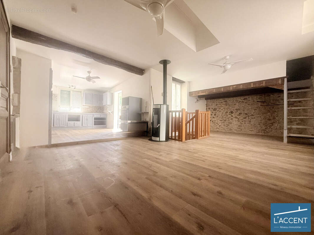 Maison 118 m² à Saint-Bauzille-De-Putois  - photo 2