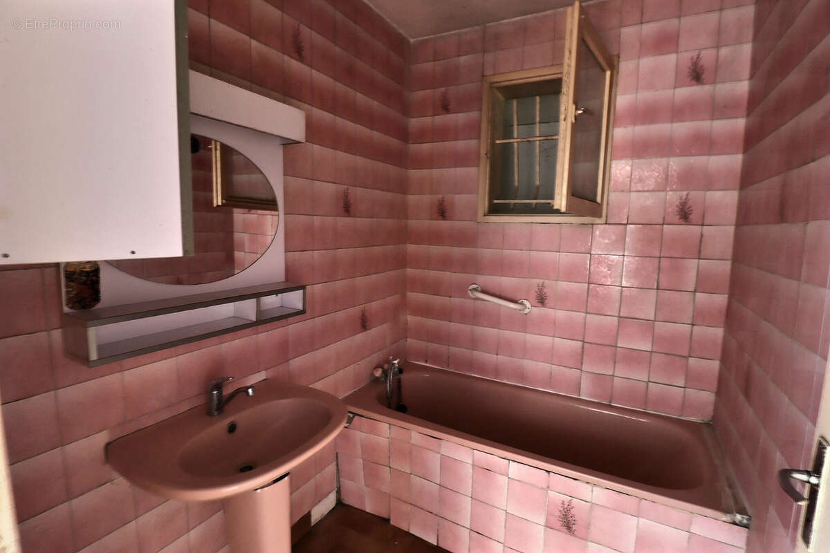 Maison à SUSSARGUES