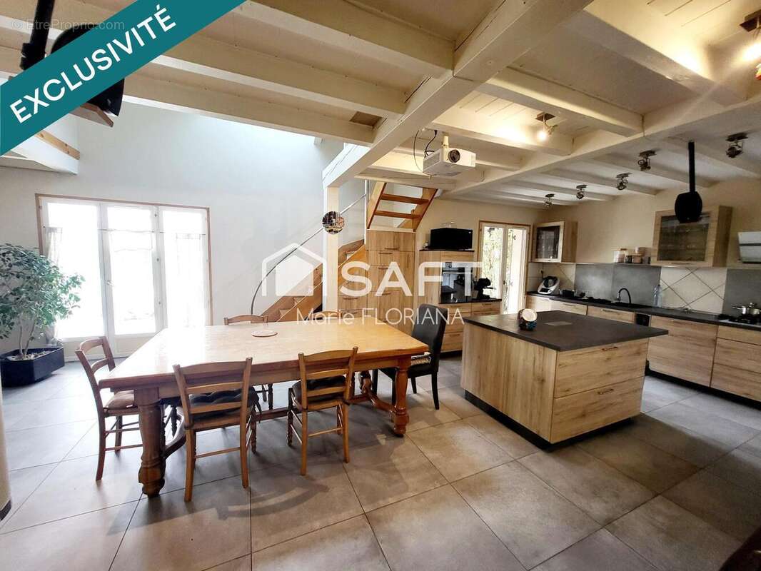 Photo 3 - Maison à LAVANCIA-EPERCY