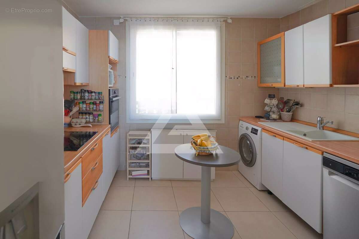Appartement à CAP-D'AIL