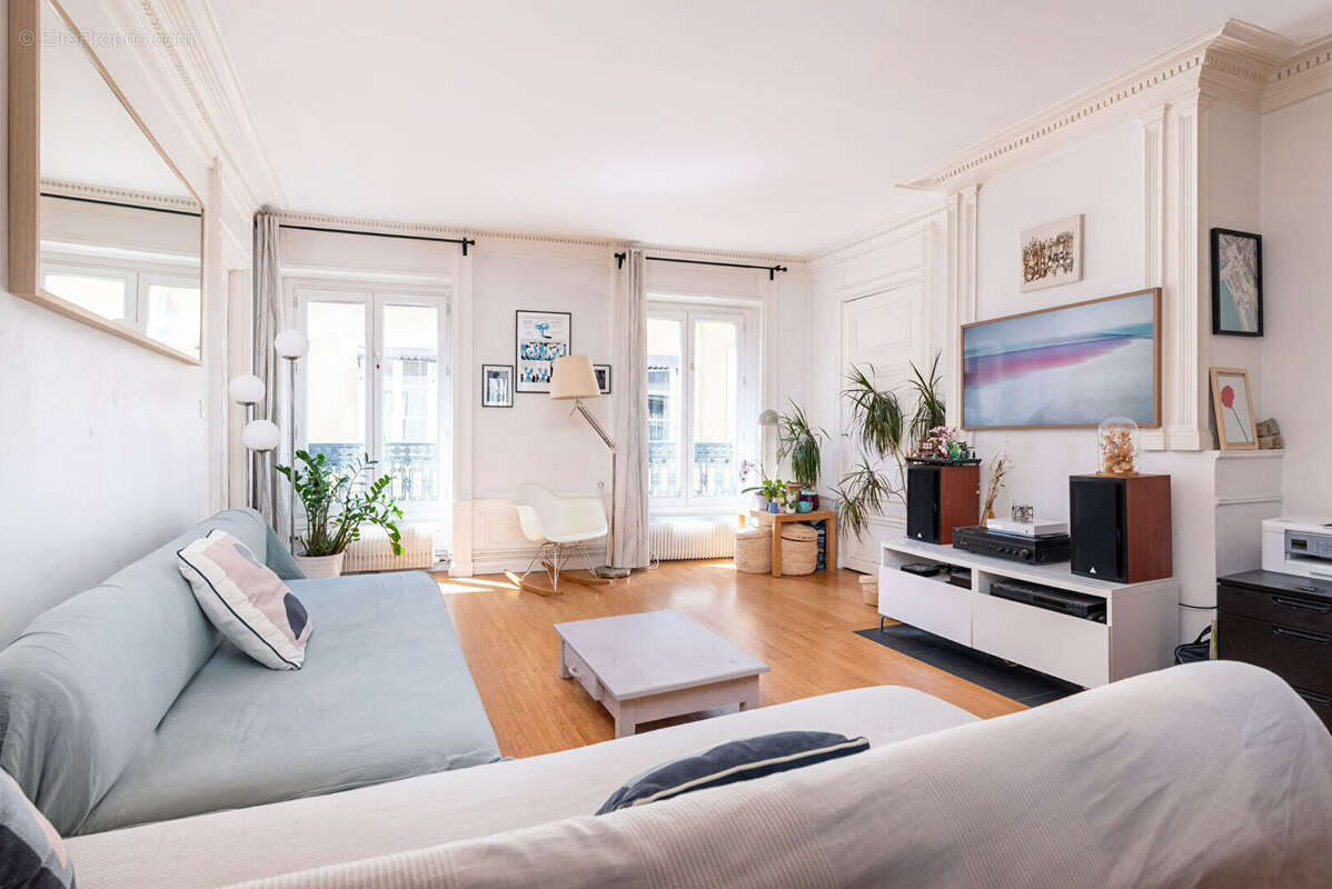 Appartement à LYON-1E