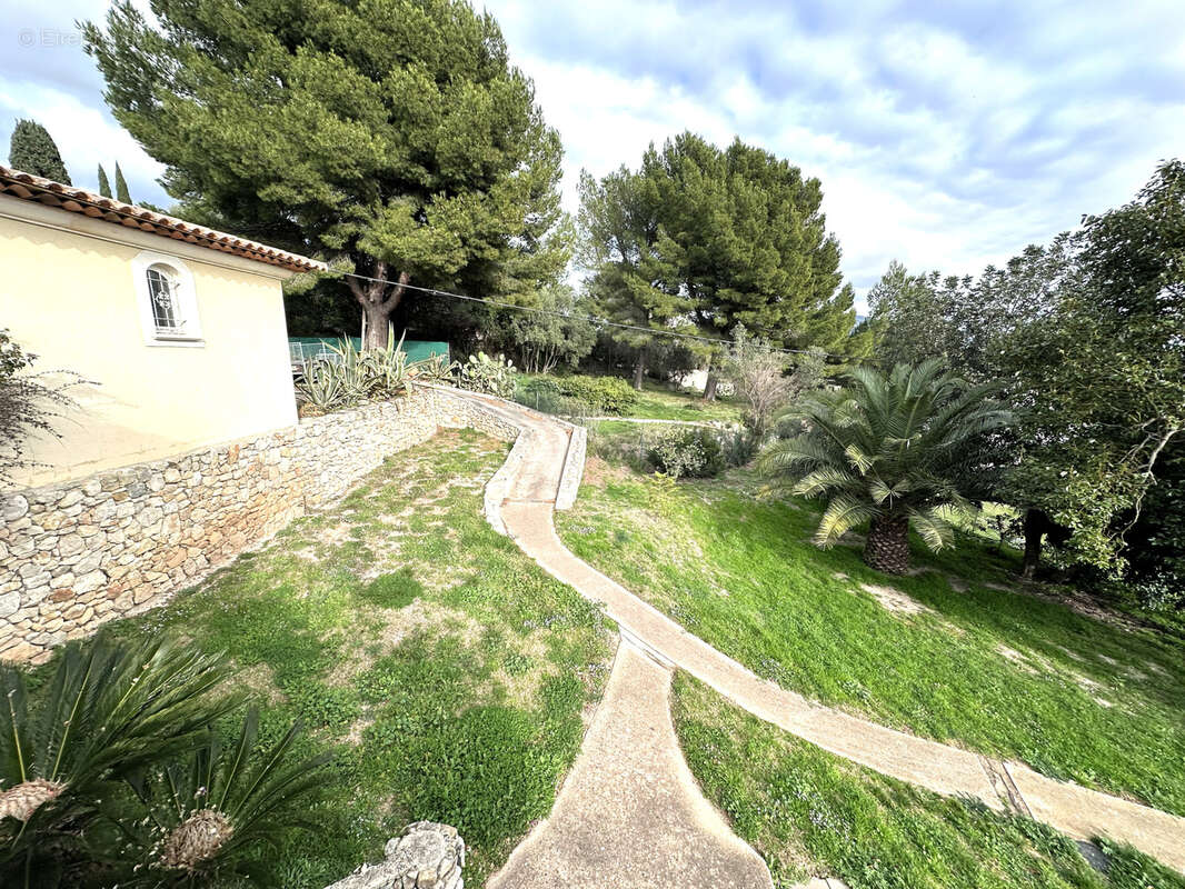 Maison à OLLIOULES