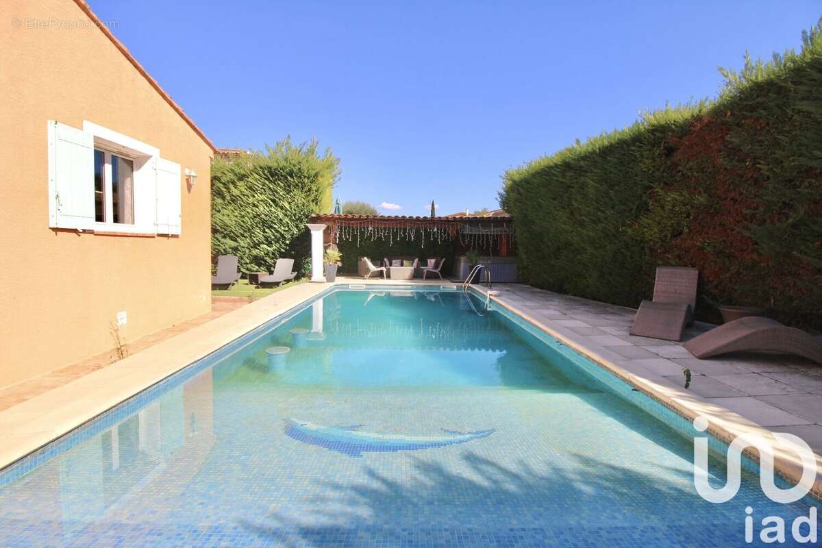 Photo 3 - Maison à CHATEAUNEUF-LE-ROUGE