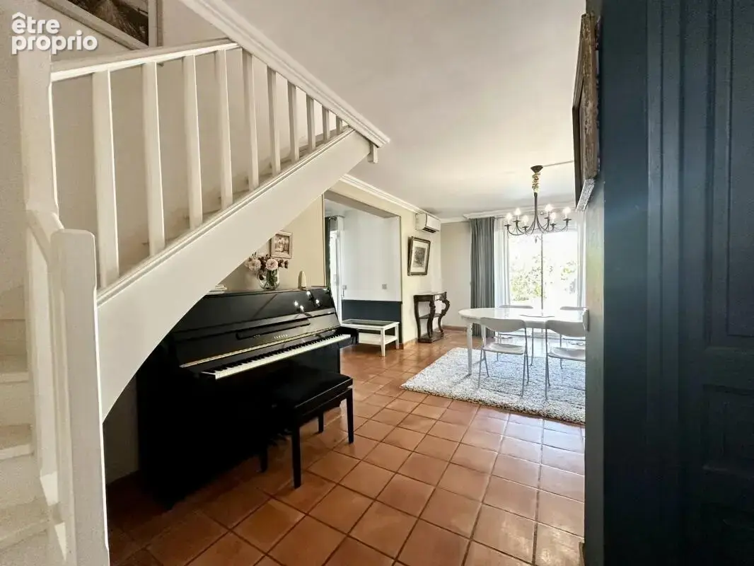 Villa de charme de 170 M2 dans quartier résidentiel aux Angl - photo 9