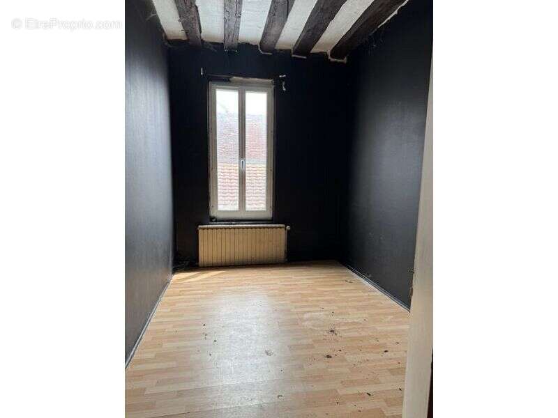 Maison 200 m² à Sens  - photo 4