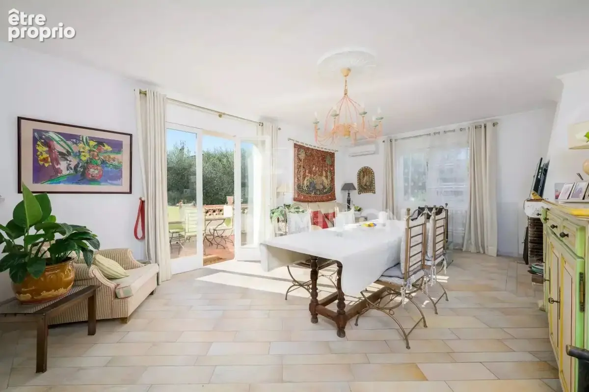 Maison de charme avec piscine à proximité de Valbonne - photo 10