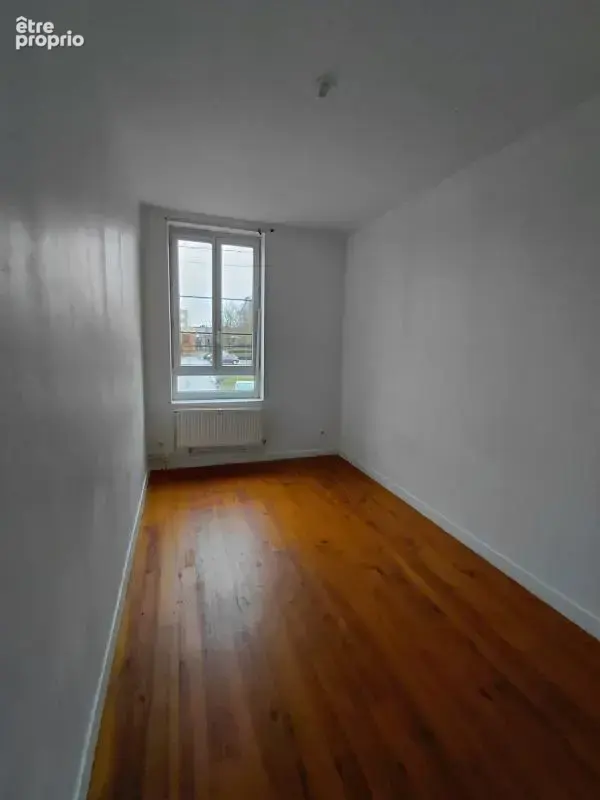 COURRIERES 120 rue Aristide Briand - photo 7