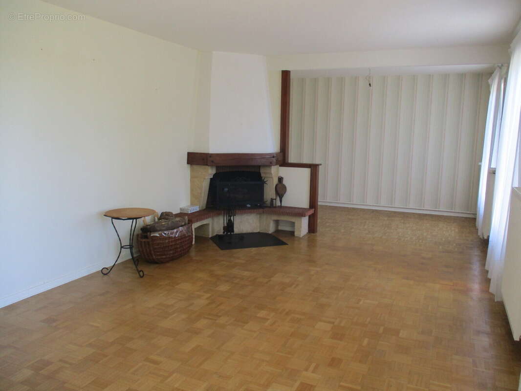 Maison à CHATILLON-EN-BAZOIS