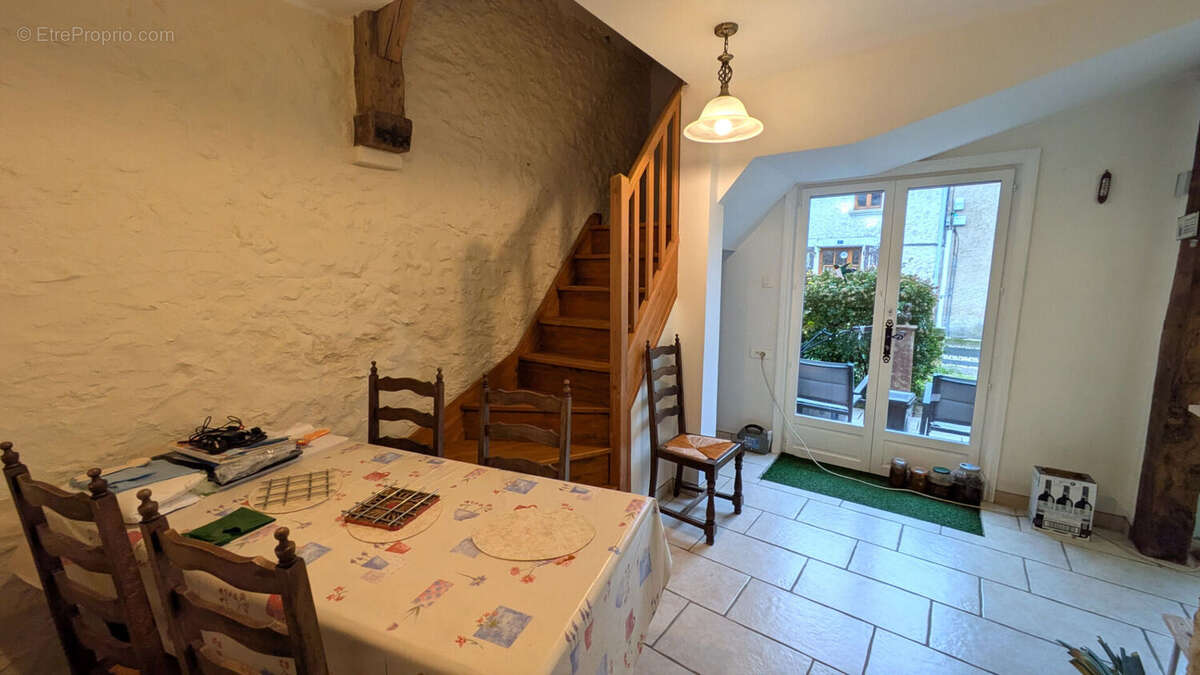 Maison à USSON-DU-POITOU