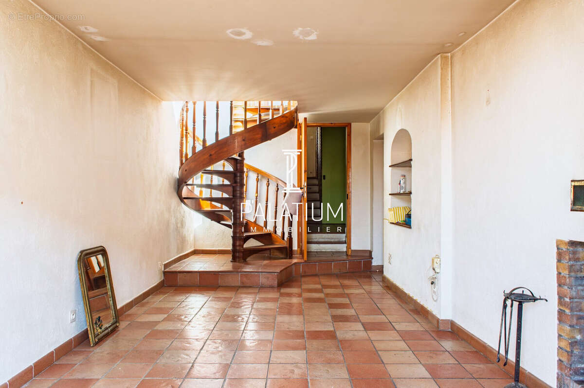 Maison 118 m² à Volonne  - photo 4