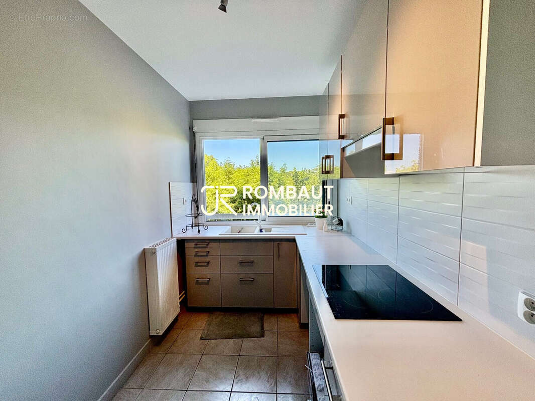 Appartement à LA CELLE-SAINT-CLOUD