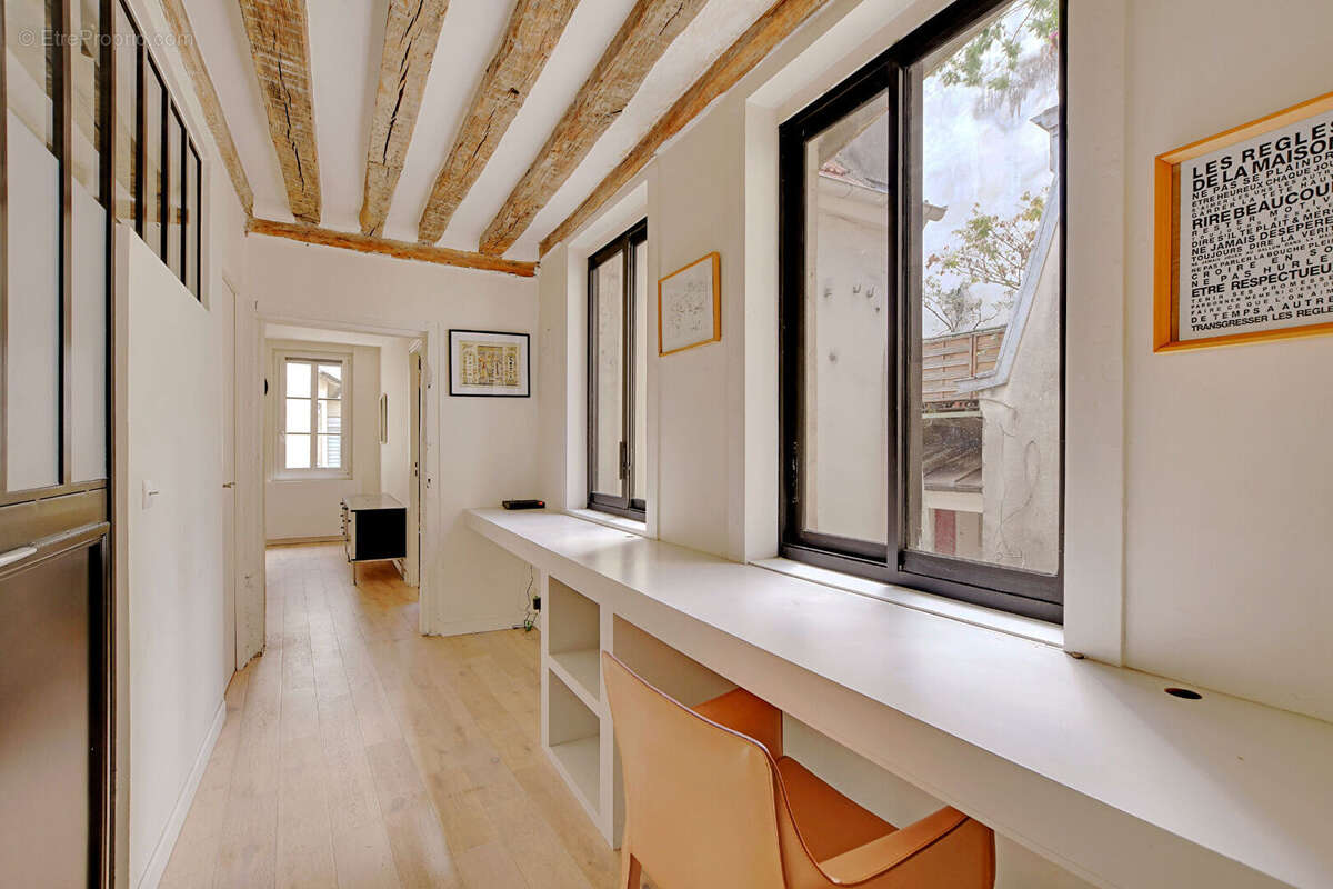 Appartement à PARIS-2E