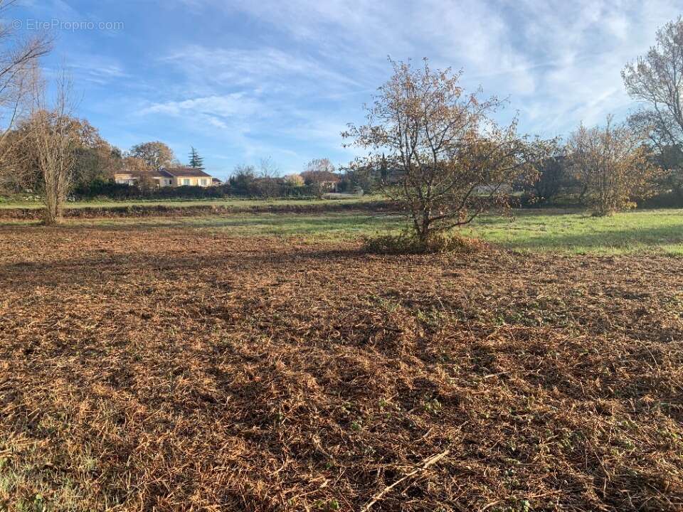 Terrain à VAGNAS