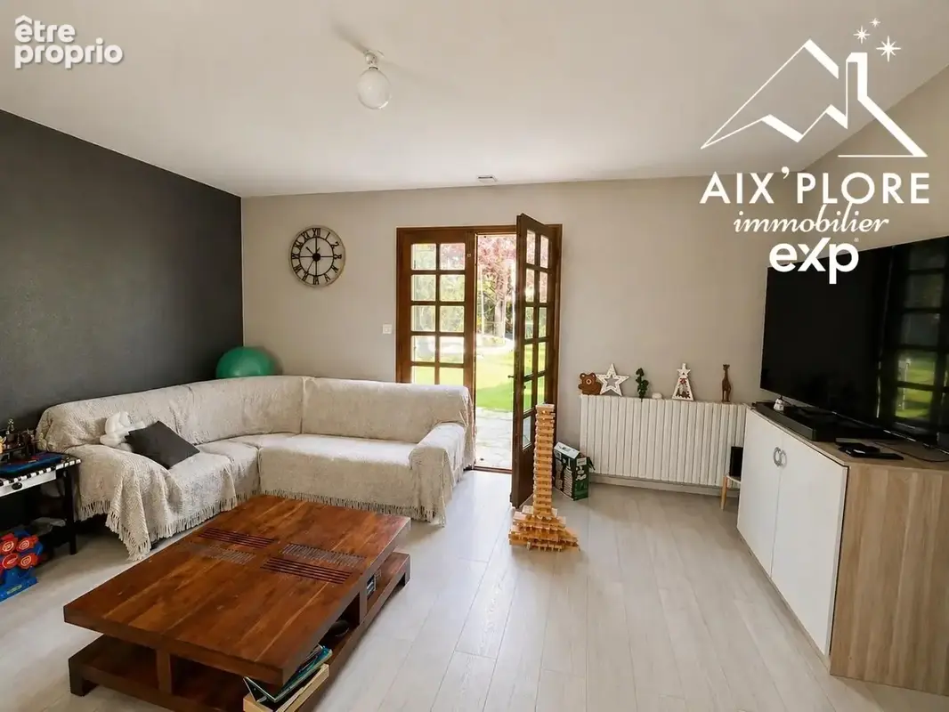 Maison 122 m² à Bourg-En-Bresse  - photo 3