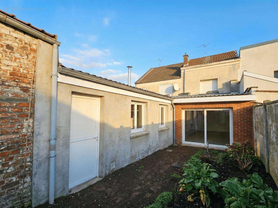 Maison à SAINT-SAULVE