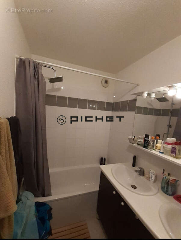 Appartement à ROMANS-SUR-ISERE