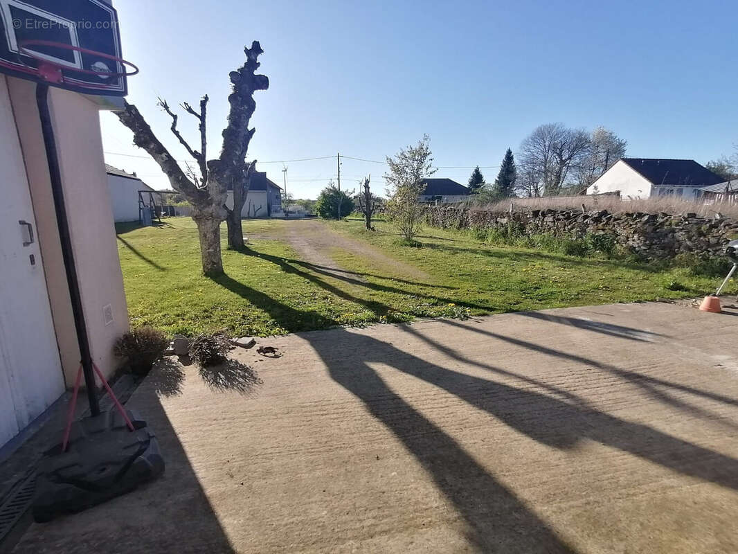 Maison à LA SOUTERRAINE