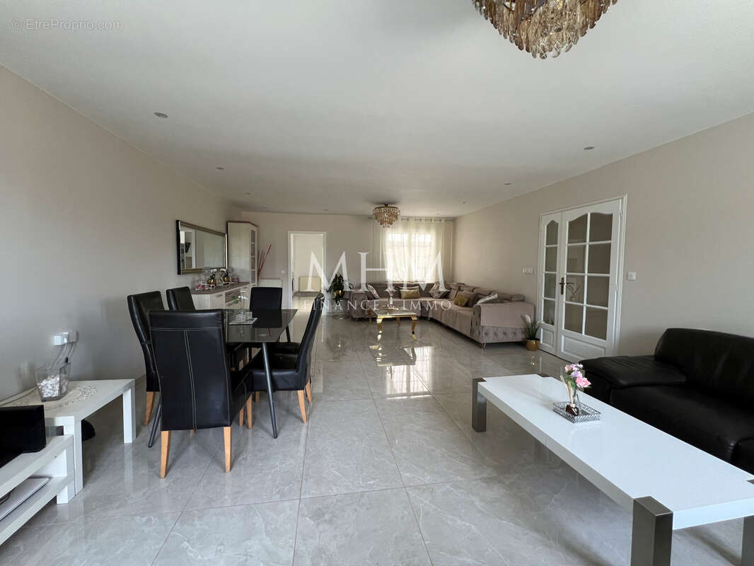 Plain-pied individuel 4 chambres et garage - photo 2