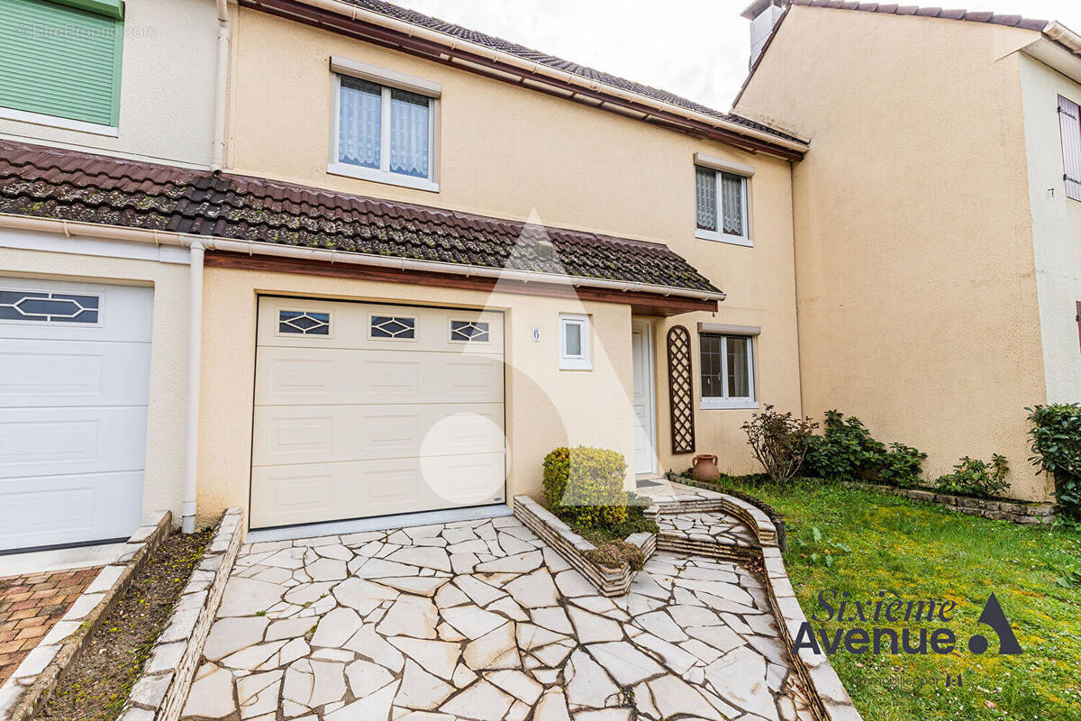 Maison à BRETIGNY-SUR-ORGE