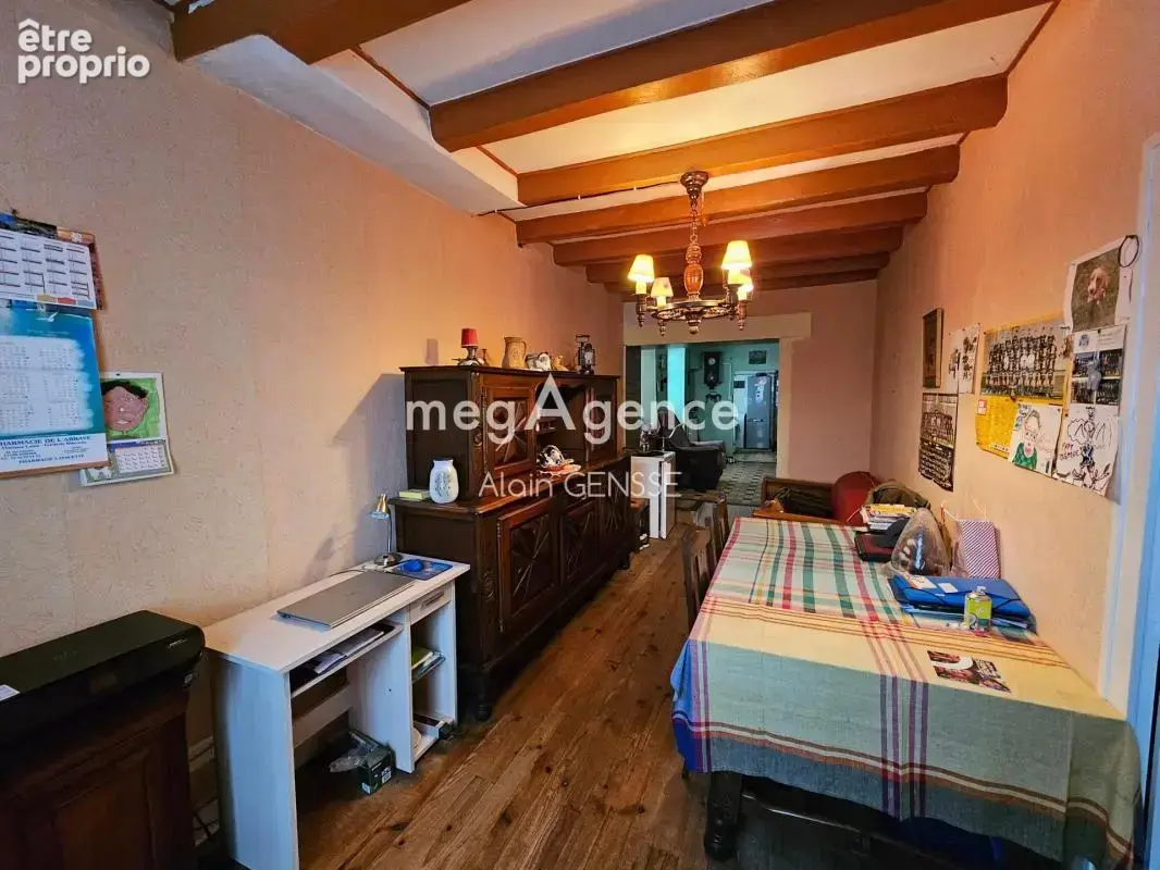 Maison 4 pièces 89 m² à vendre à Saintes (17100) - photo 3