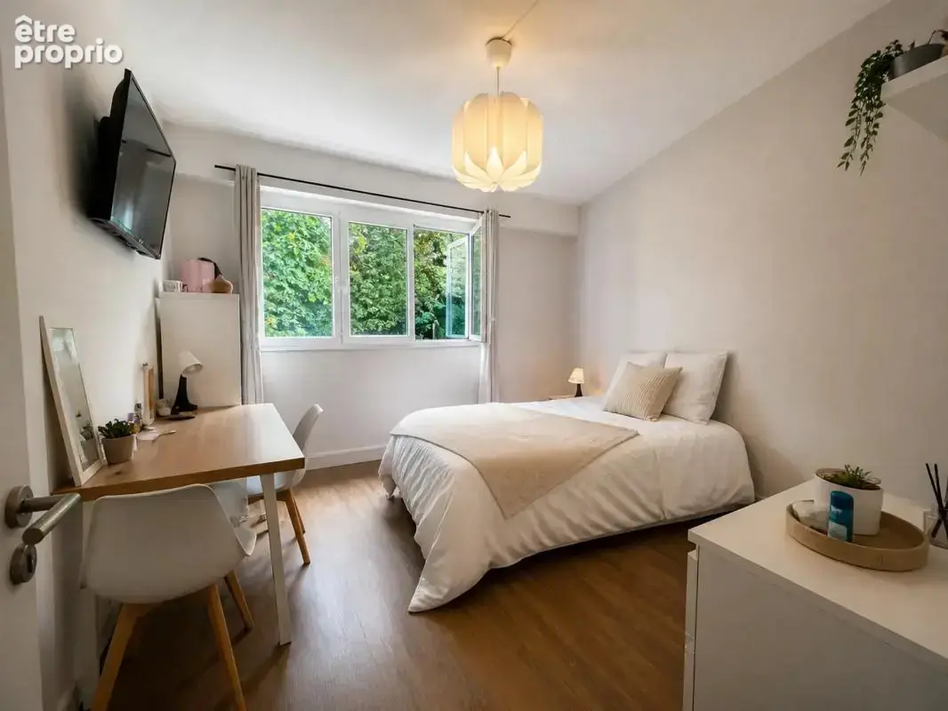 Appartement de 5 pièces de 113 m² à Poitiers - photo 5