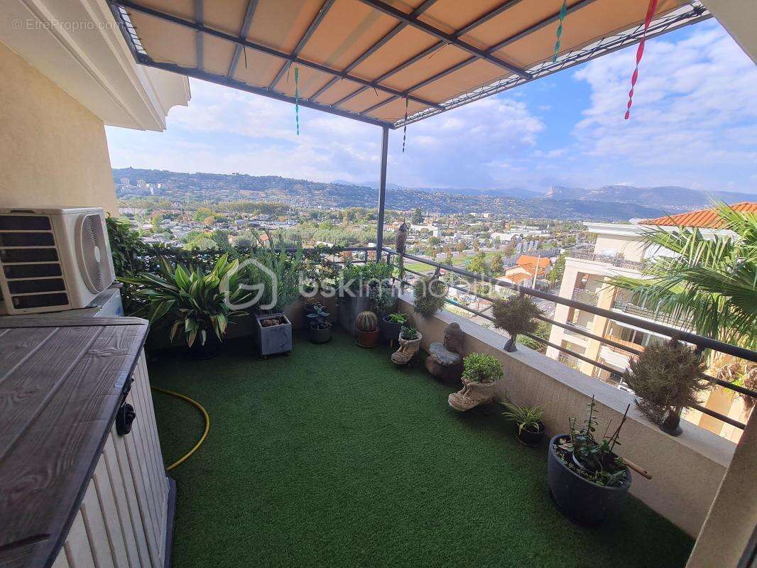 Vente en viager occupé: Appartement de 4 pièces en dernier étage + terrasses 56 m2 + 2 garages - photo 3