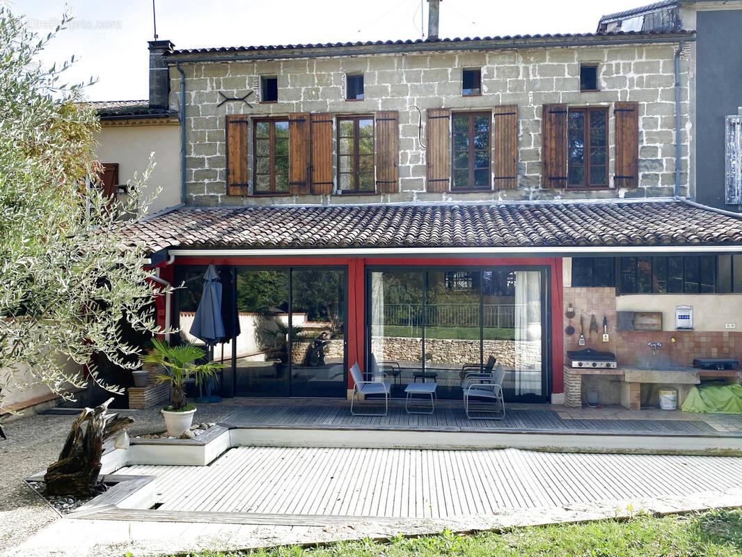 Maison à GONTAUD-DE-NOGARET