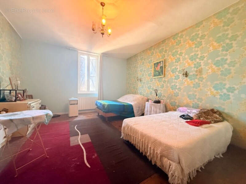 Appartement à TRIE-SUR-BAISE