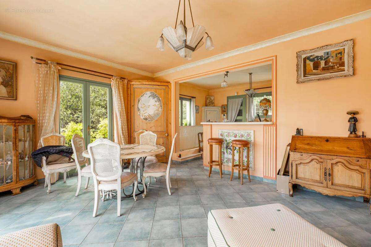 Maison à SPERACEDES