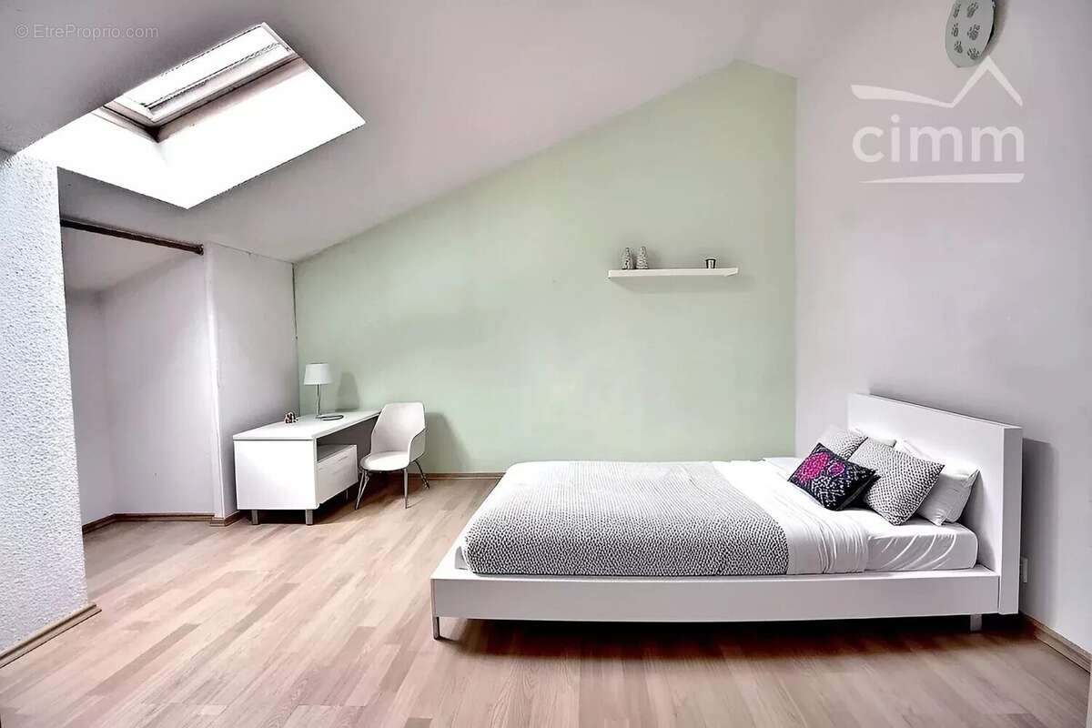 Appartement à DOMENE