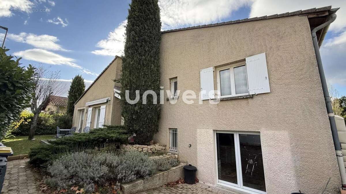 Maison à BOURG-LES-VALENCE