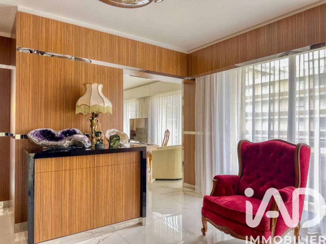 Photo 9 - Appartement à COMPIEGNE