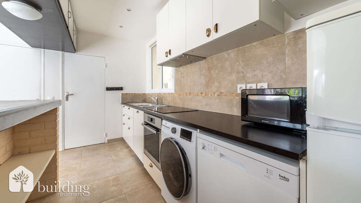 Neuilly Argenson - Appartement 3 pièces, vue dégagée - photo 8