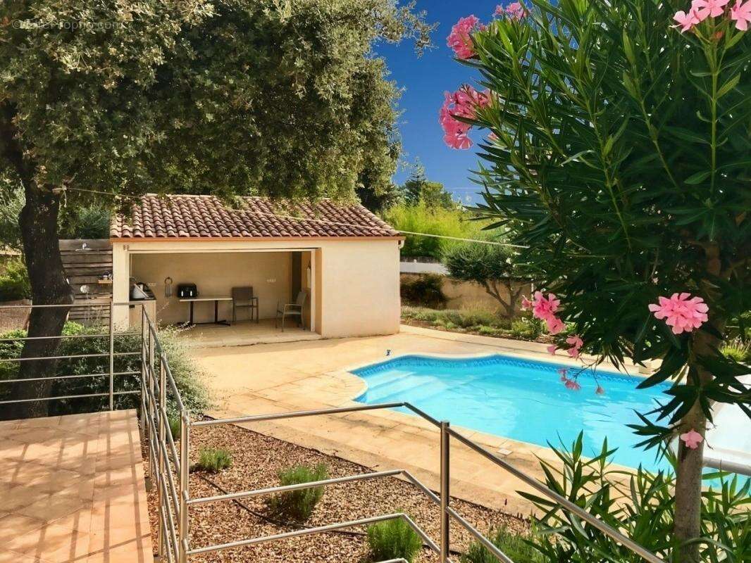 Maison à CASTILLON-DU-GARD