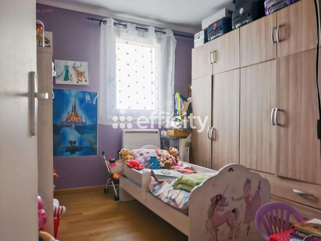 Appartement à ELANCOURT