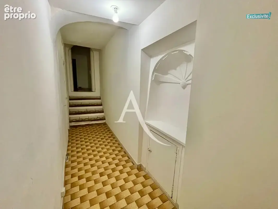Clermont-l'hérault centre - t4 de 80 m² - 3 chambres - l'intégralité du 1er étage - fort potentiel - photo 9