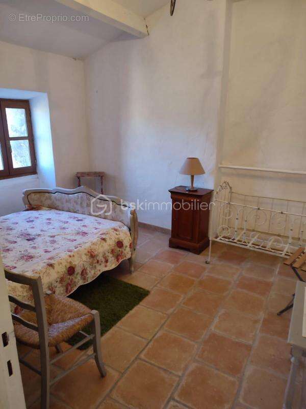 Maison à LA BAUME-DE-TRANSIT