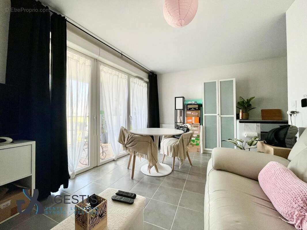   - Appartement à BLAGNAC