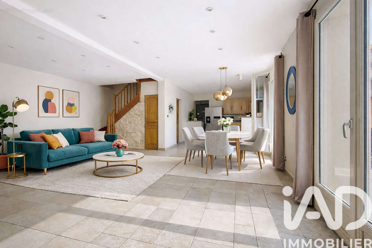 Photo 2 - Maison à CHARLY