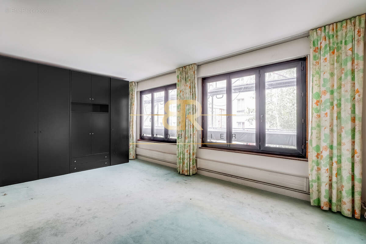 Appartement à PARIS-6E
