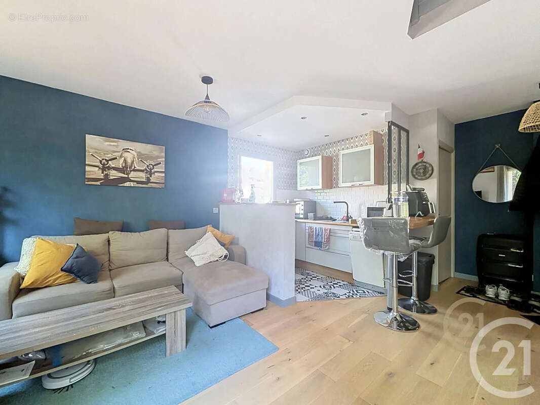Appartement 42 m² à Rennes  - photo 2