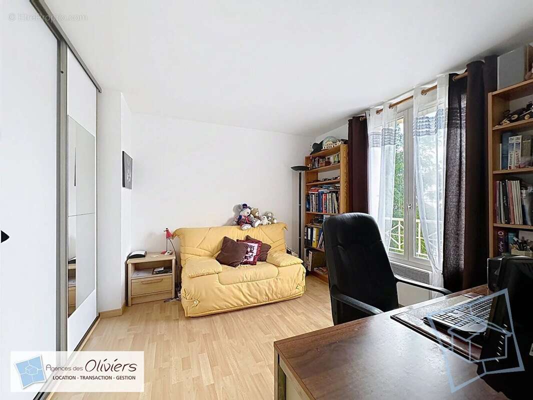 Maison Guyancourt  7 pièce(s) 164m2 - photo 11
