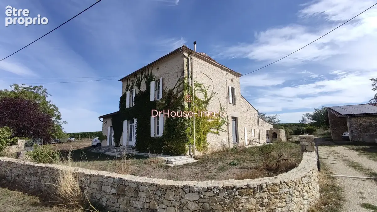 Maison à MASSUGAS