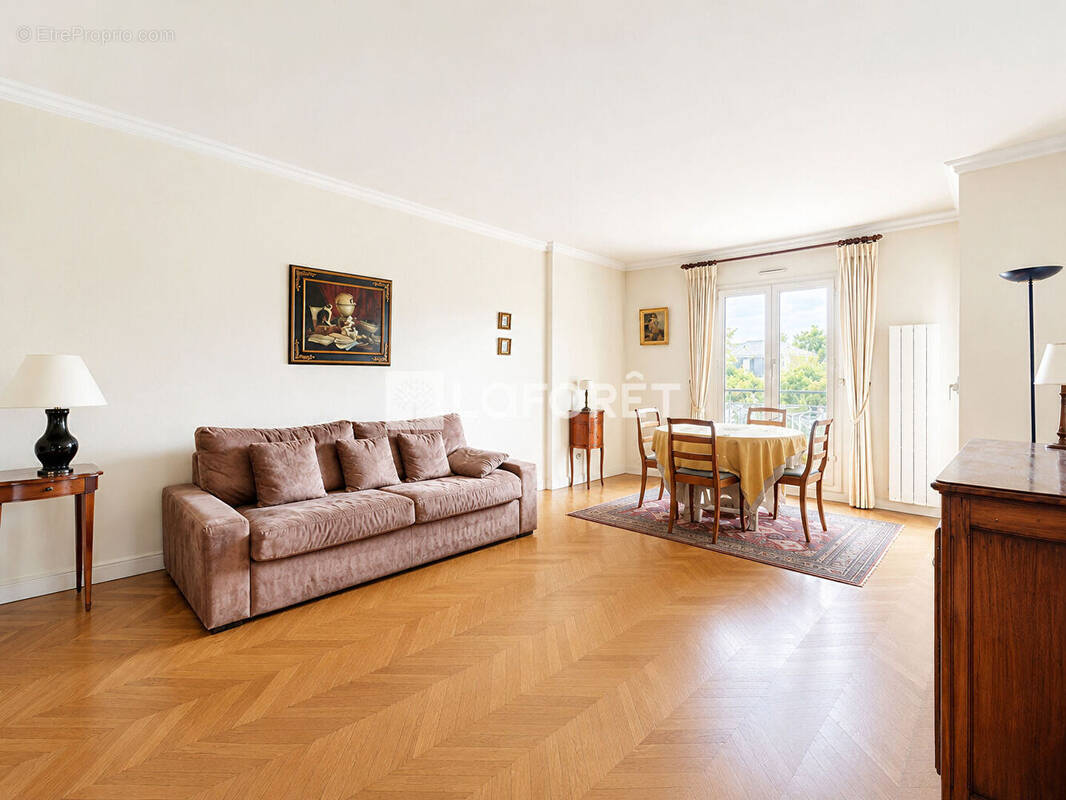 Appartement à LE VESINET